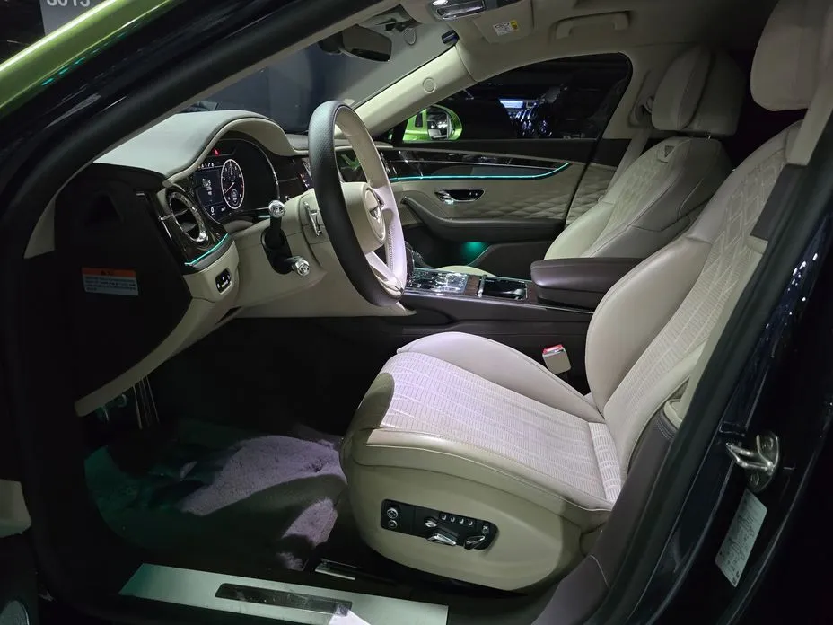 Bentley Flying Spur 2022 из KR, фото 4