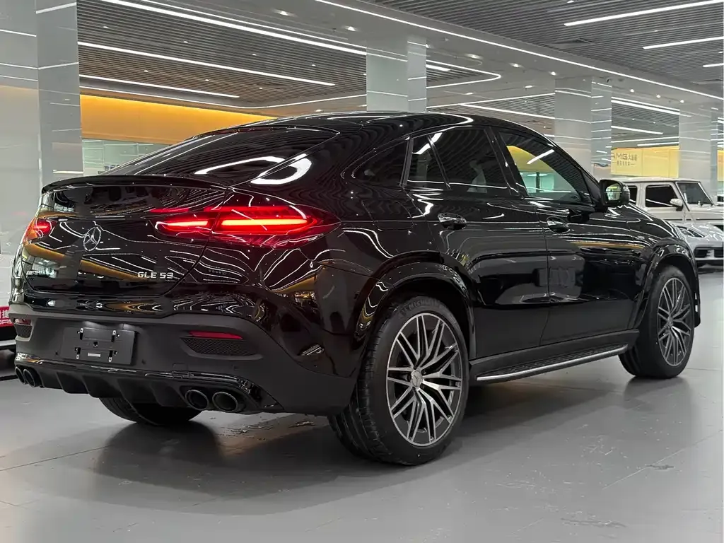 Mercedes-Benz GLE Coupe AMG — фото 7