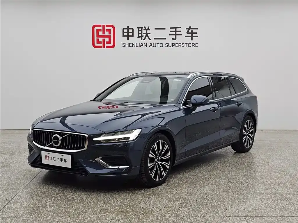 Volvo V60 — фото 1