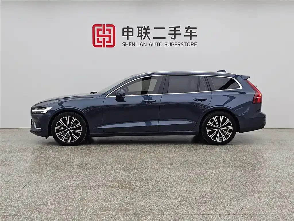 Volvo V60 — фото 10
