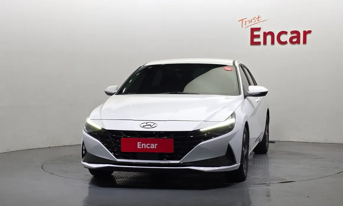 Hyundai AVANTE — фото 3