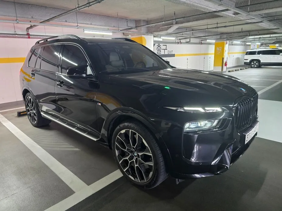 BMW X7 2024 из KR, фото 10
