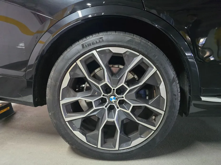 BMW X7 2024 из KR, фото 9