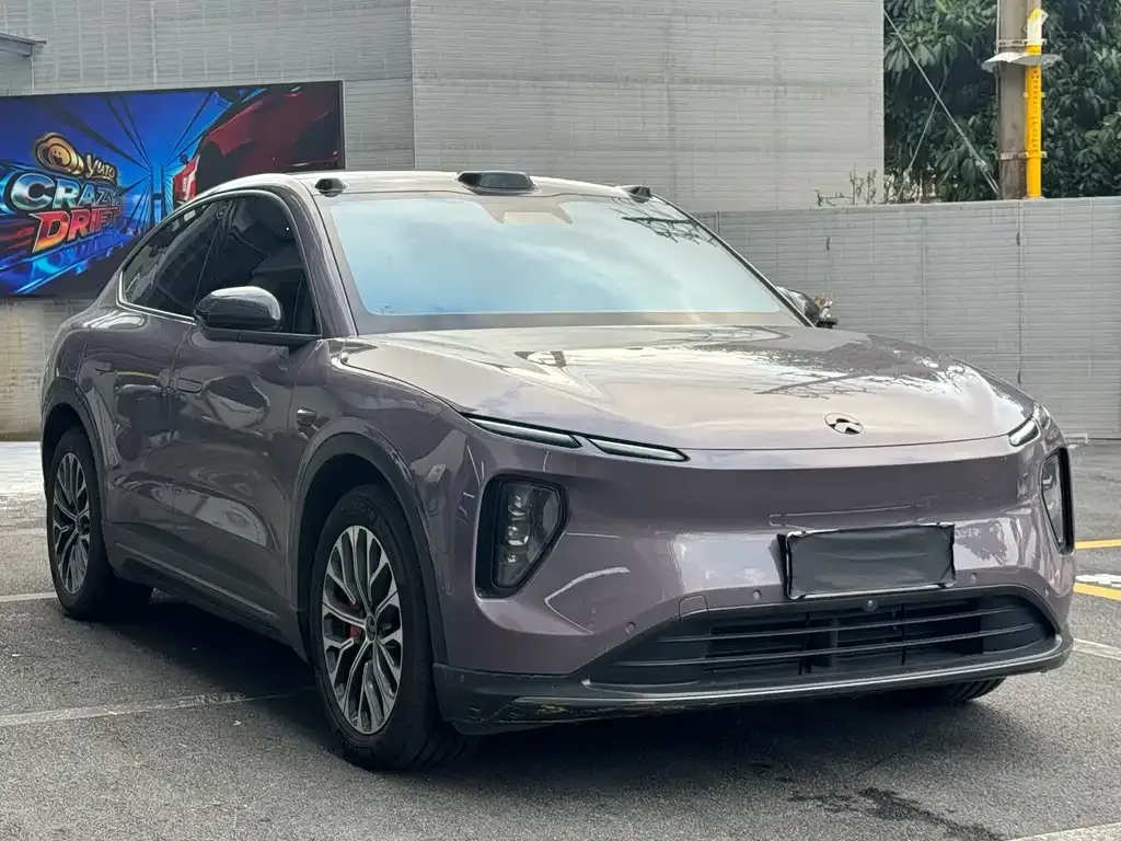 NIO EC6 — фото 10