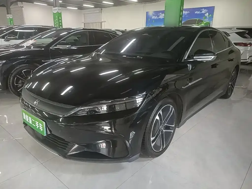 BYD Han — фото 10