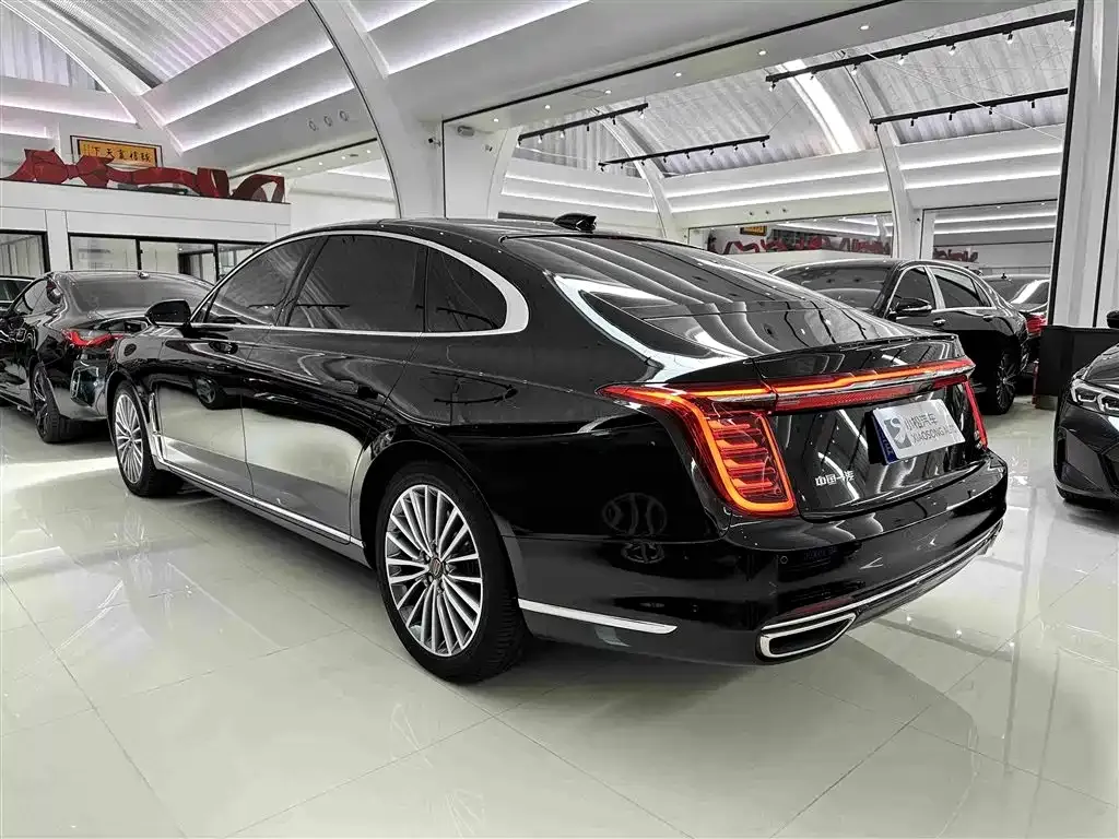Hongqi H9 — фото 4