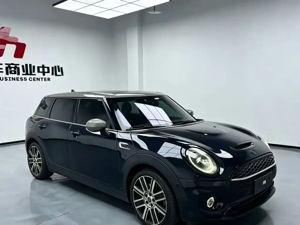 MINI Clubman — фото 5
