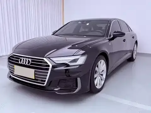 Audi A6L — фото 1