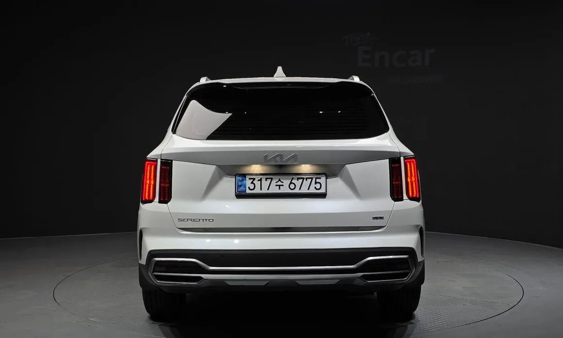 Kia Sorento — фото 6