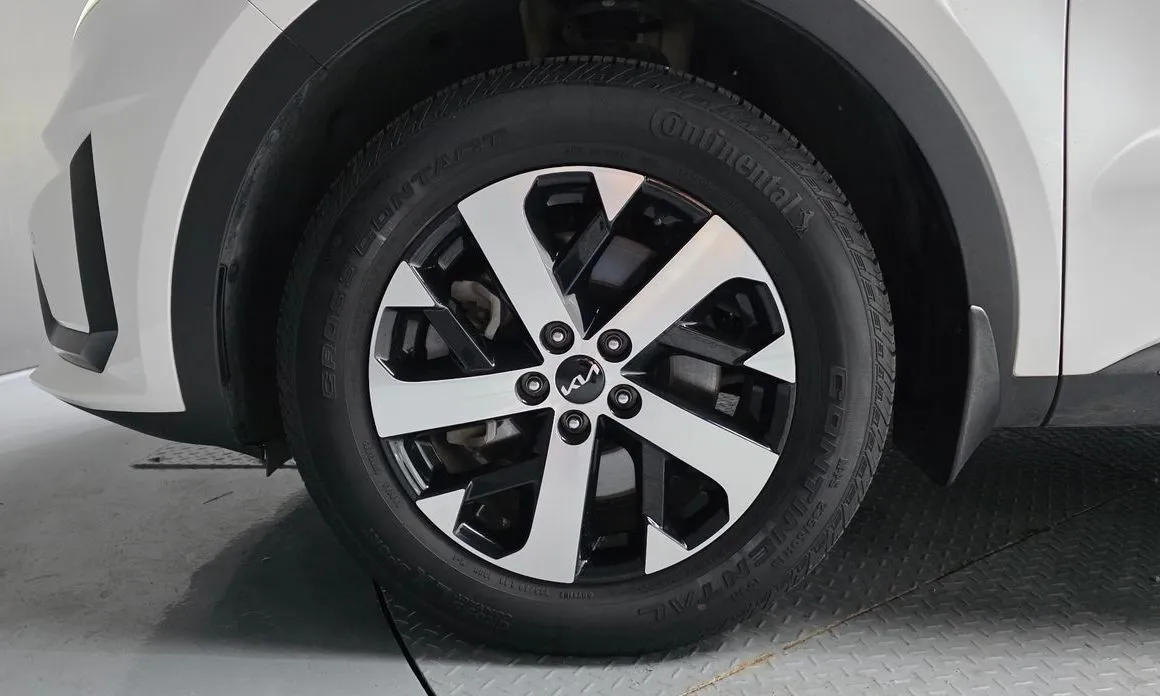 Kia Sorento — фото 4
