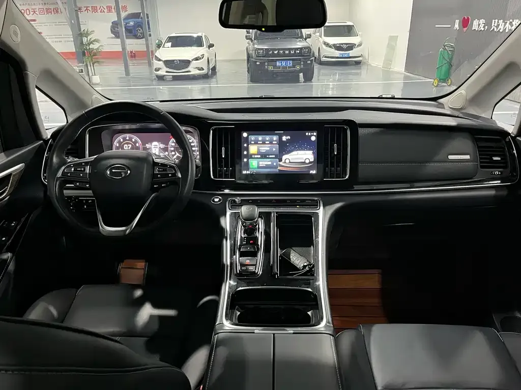 GAC Motor Trumpchi M8 — фото 6