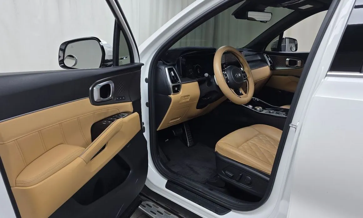 Kia Sorento — фото 5