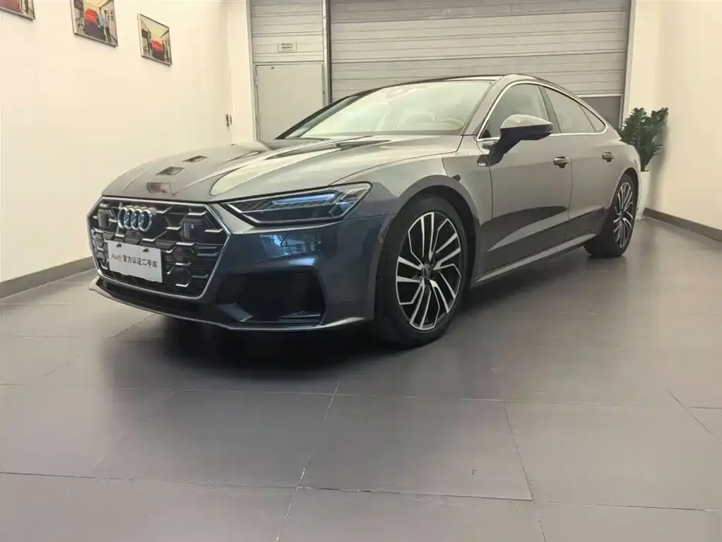 Audi A7 — фото 1