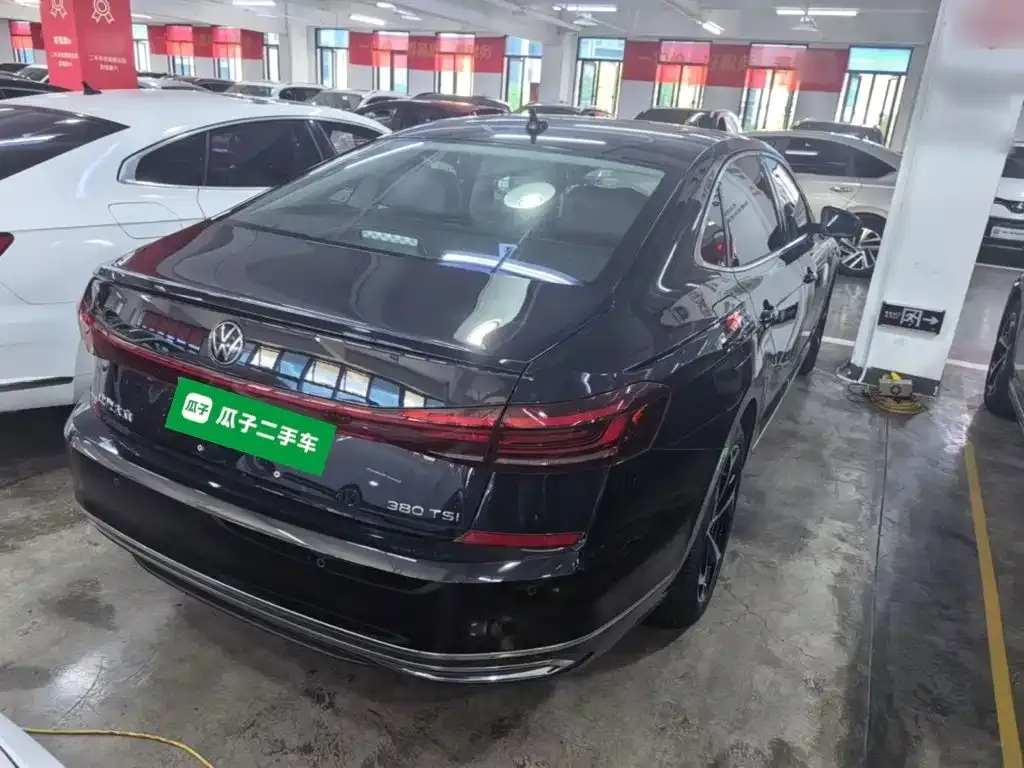 Volkswagen Passat — фото 5