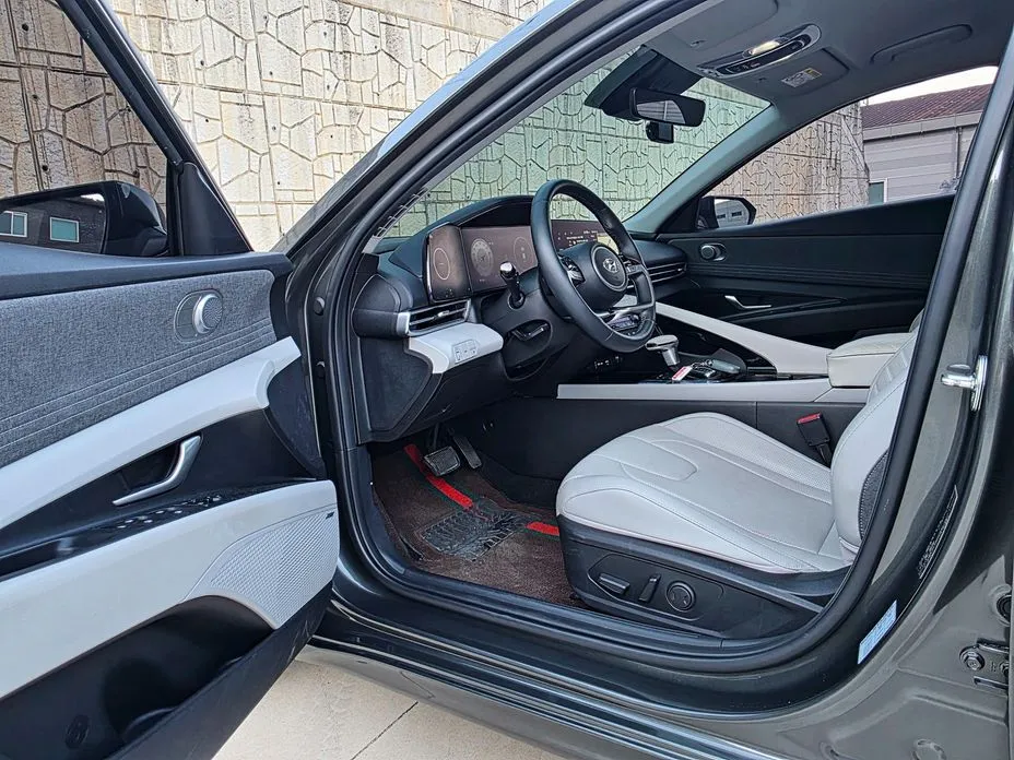 Hyundai AVANTE — фото 6