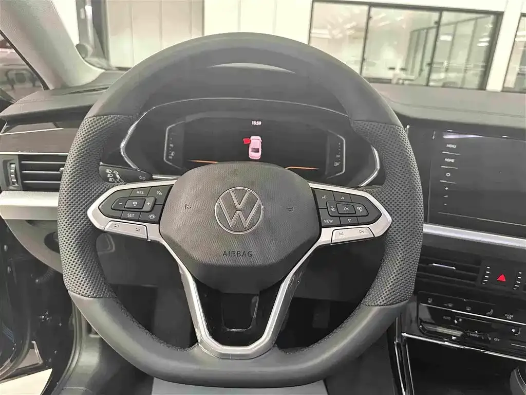 Volkswagen Passat — фото 3