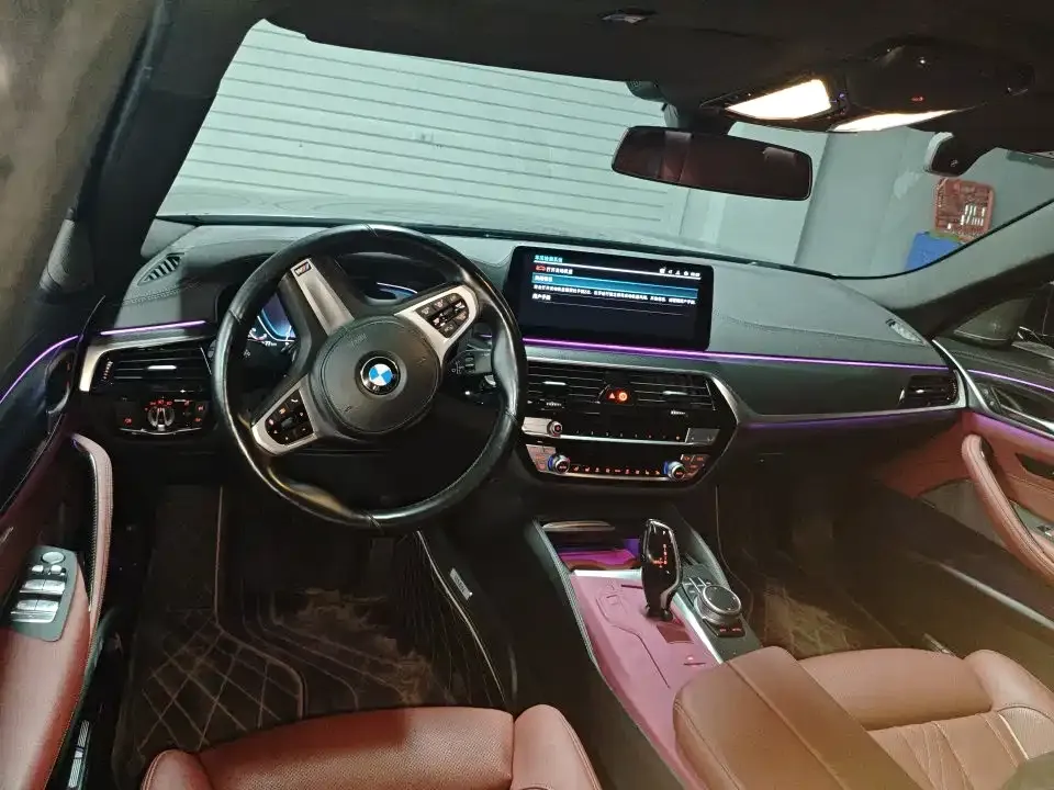 BMW 5 Series New Energy — фото 5
