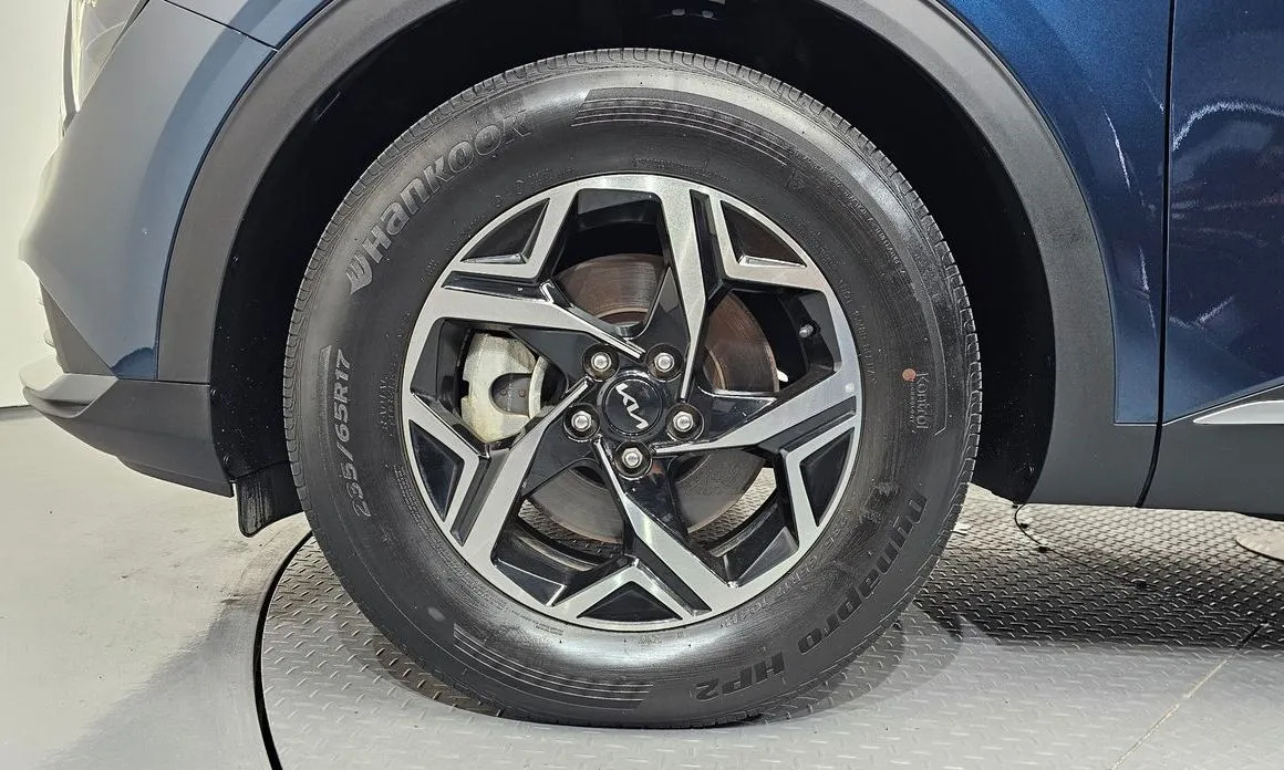 Kia Sportage — фото 10