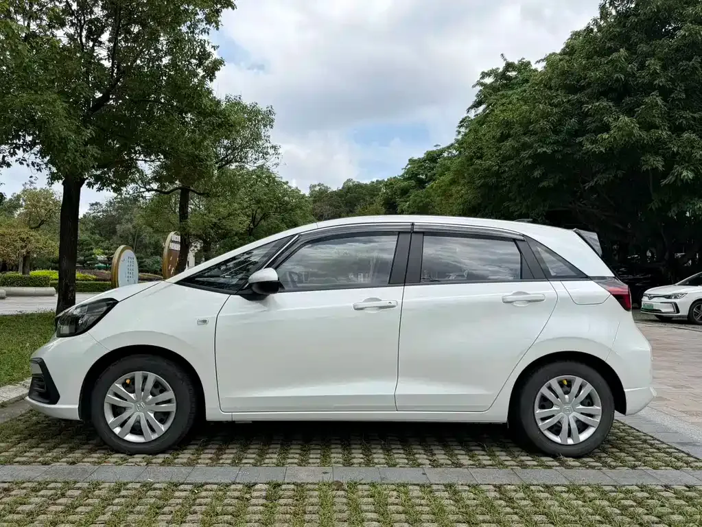 Honda Fit 2024 из CN, фото 9