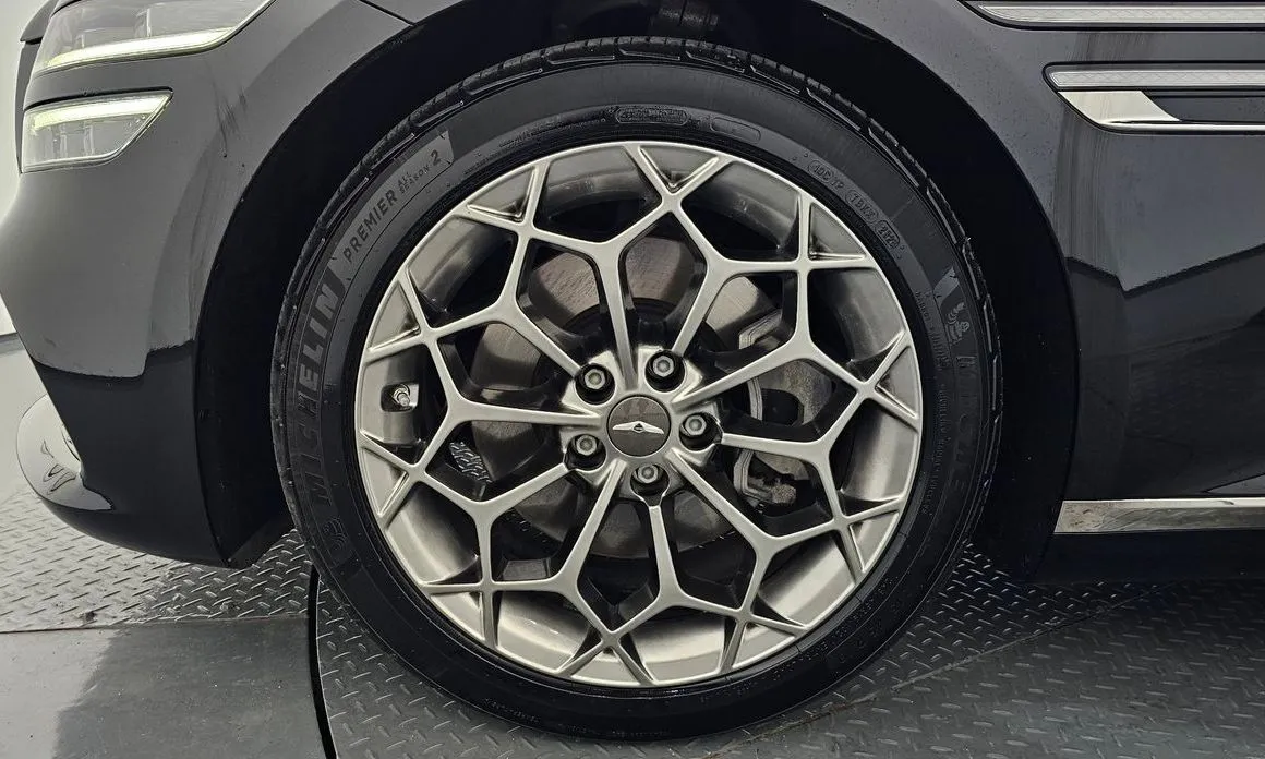 Genesis G80 — фото 10
