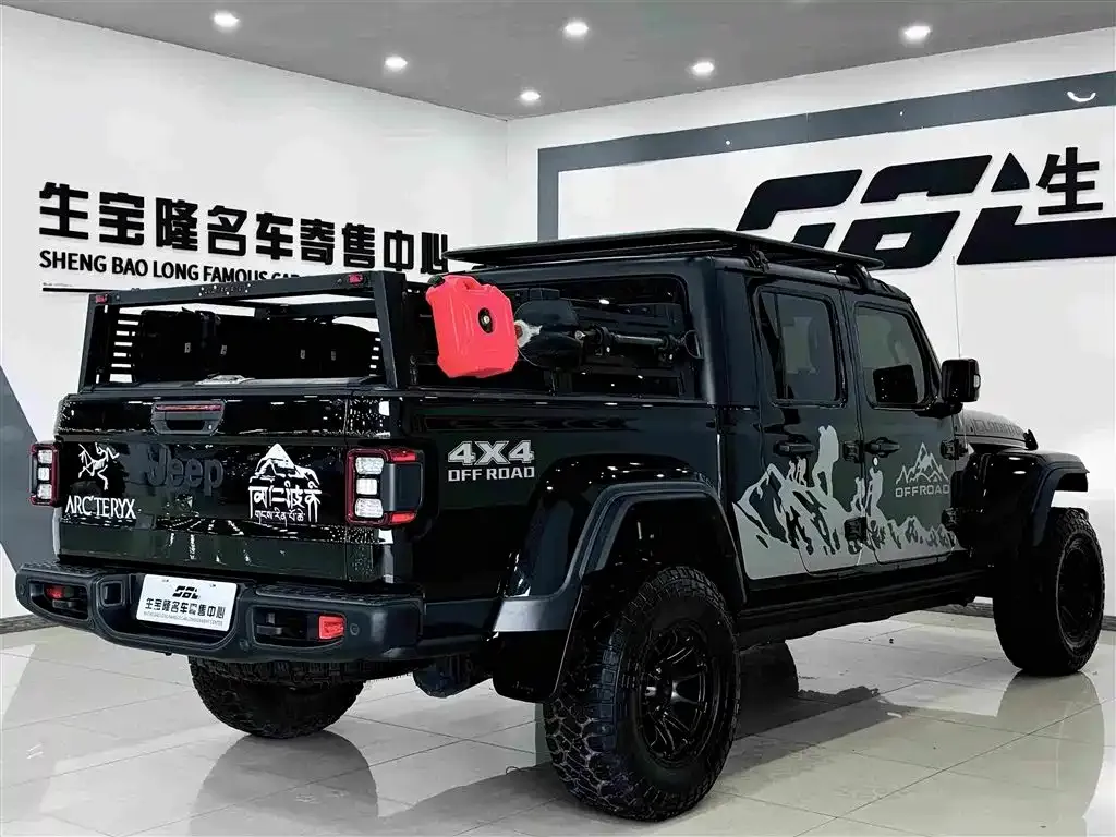 Jeep Gladiator 2023 из CN, фото 6