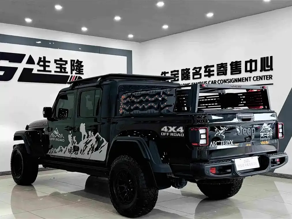 Jeep Gladiator 2023 из CN, фото 4