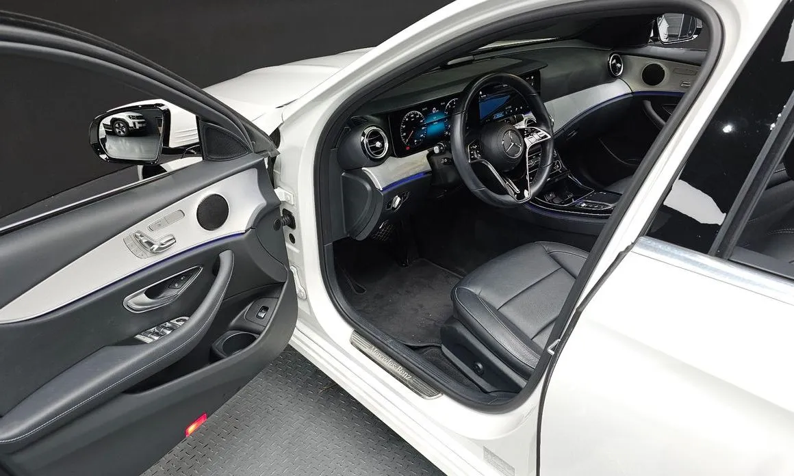 Mercedes-Benz E-Class 2021 из KR, фото 2