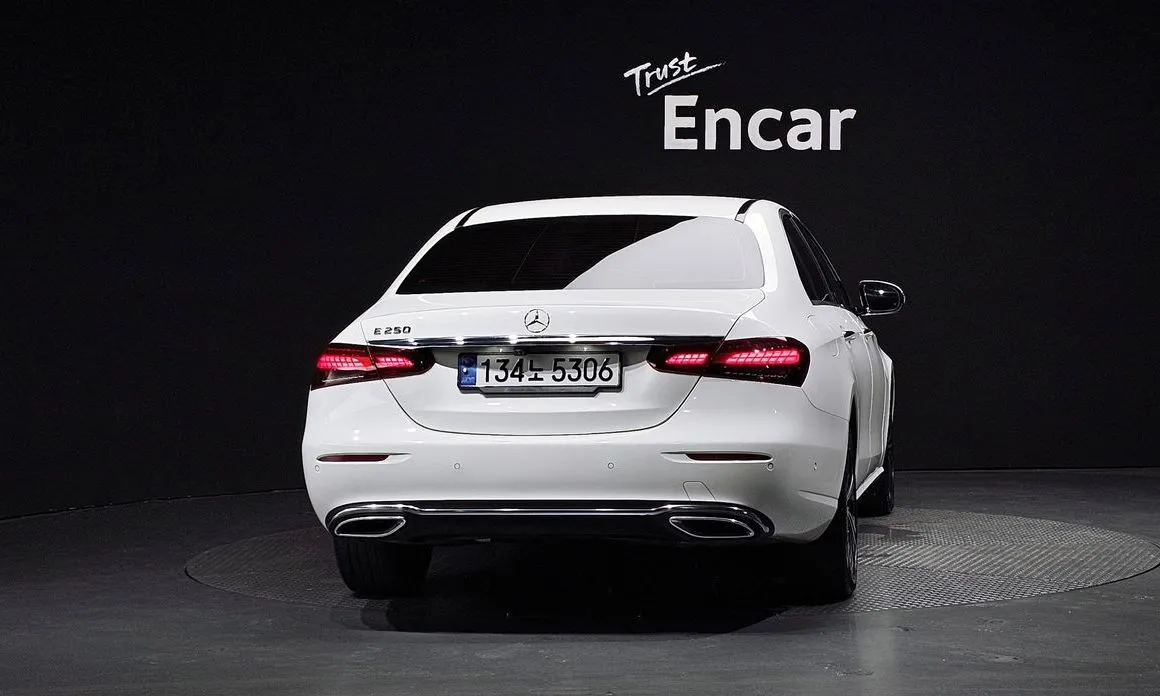 Mercedes-Benz E-Class 2021 из KR, фото 7
