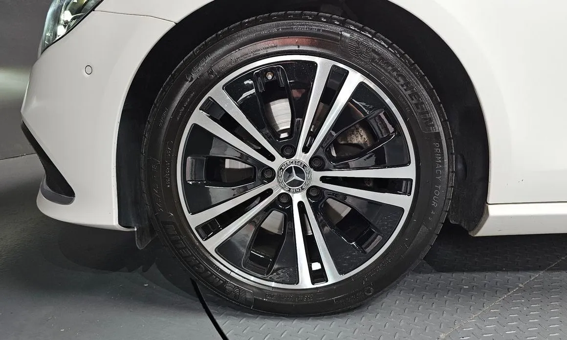Mercedes-Benz E-Class 2021 из KR, фото 4