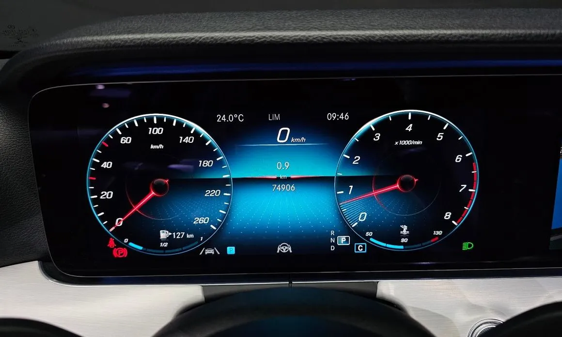 Mercedes-Benz E-Class 2021 из KR, фото 10