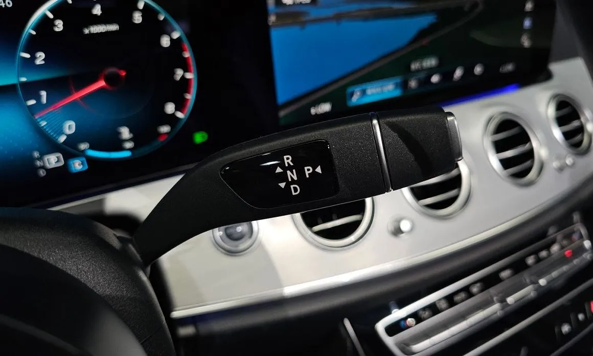 Mercedes-Benz E-Class 2021 из KR, фото 6