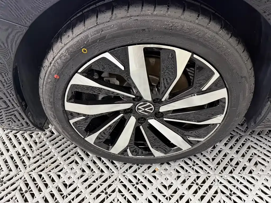 Volkswagen Passat — фото 6