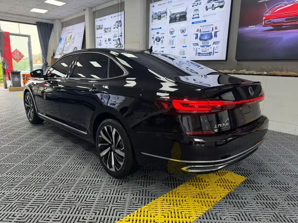 Volkswagen Passat — фото 9