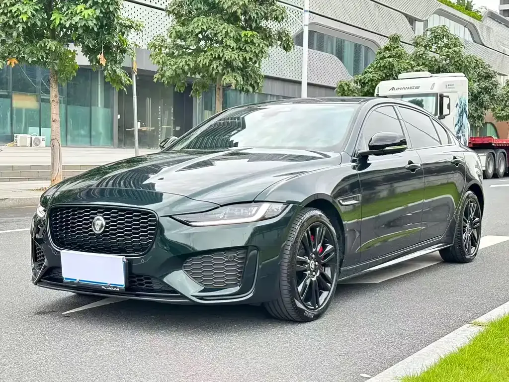 Jaguar XEL — фото 1