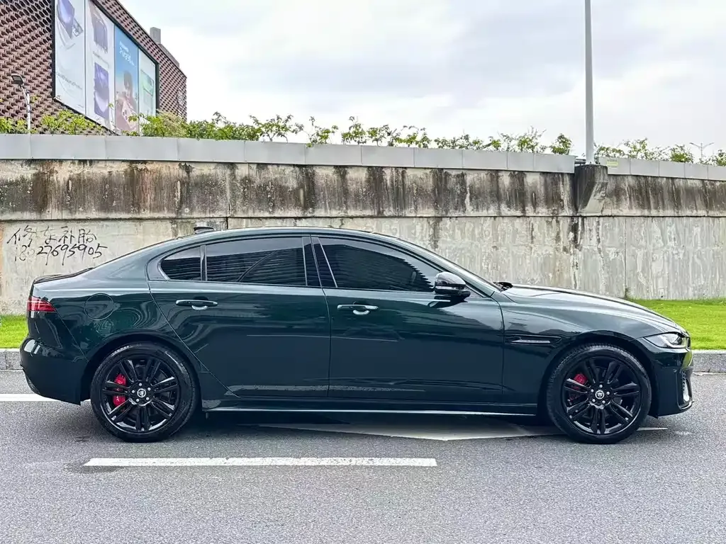 Jaguar XEL — фото 10