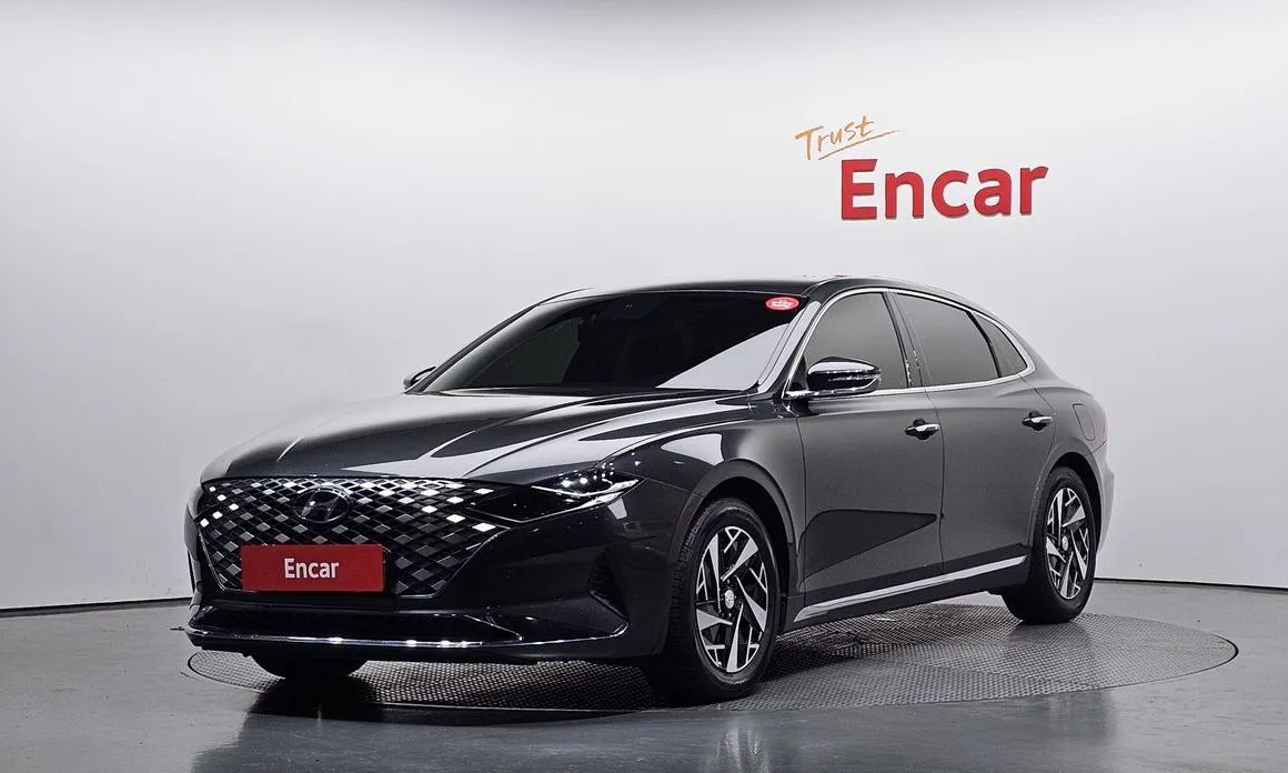 Hyundai Grandeur Premium Choice 1