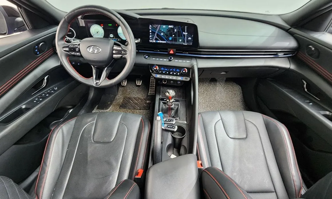 Hyundai AVANTE — фото 3