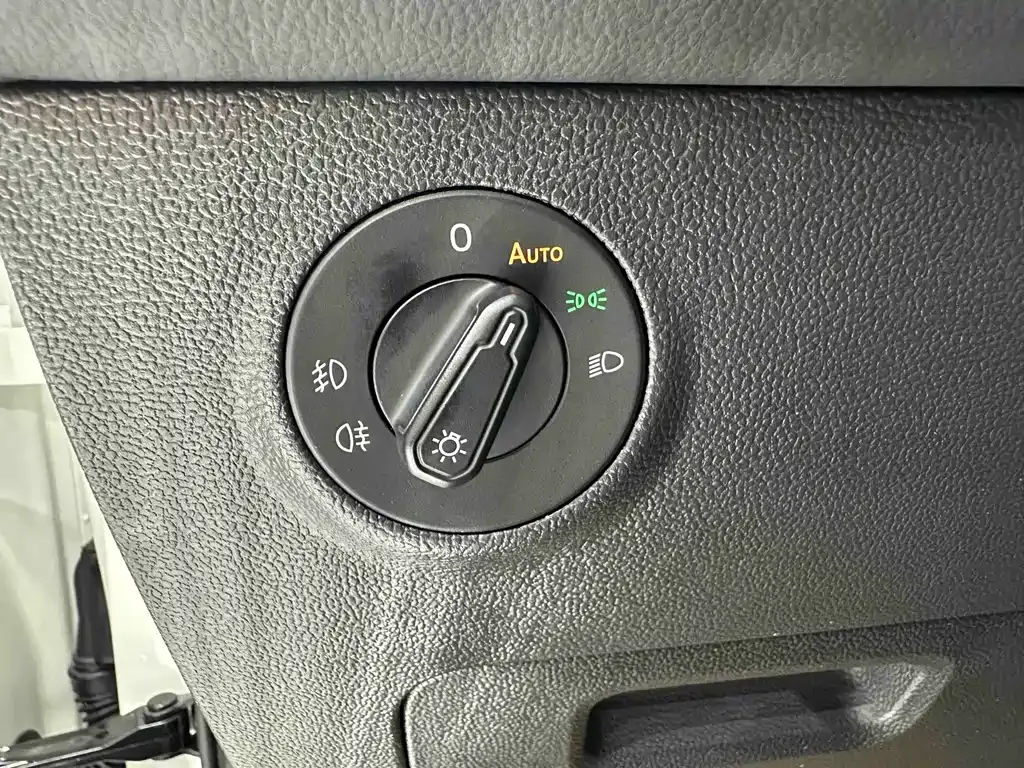 Volkswagen Tharu — фото 10