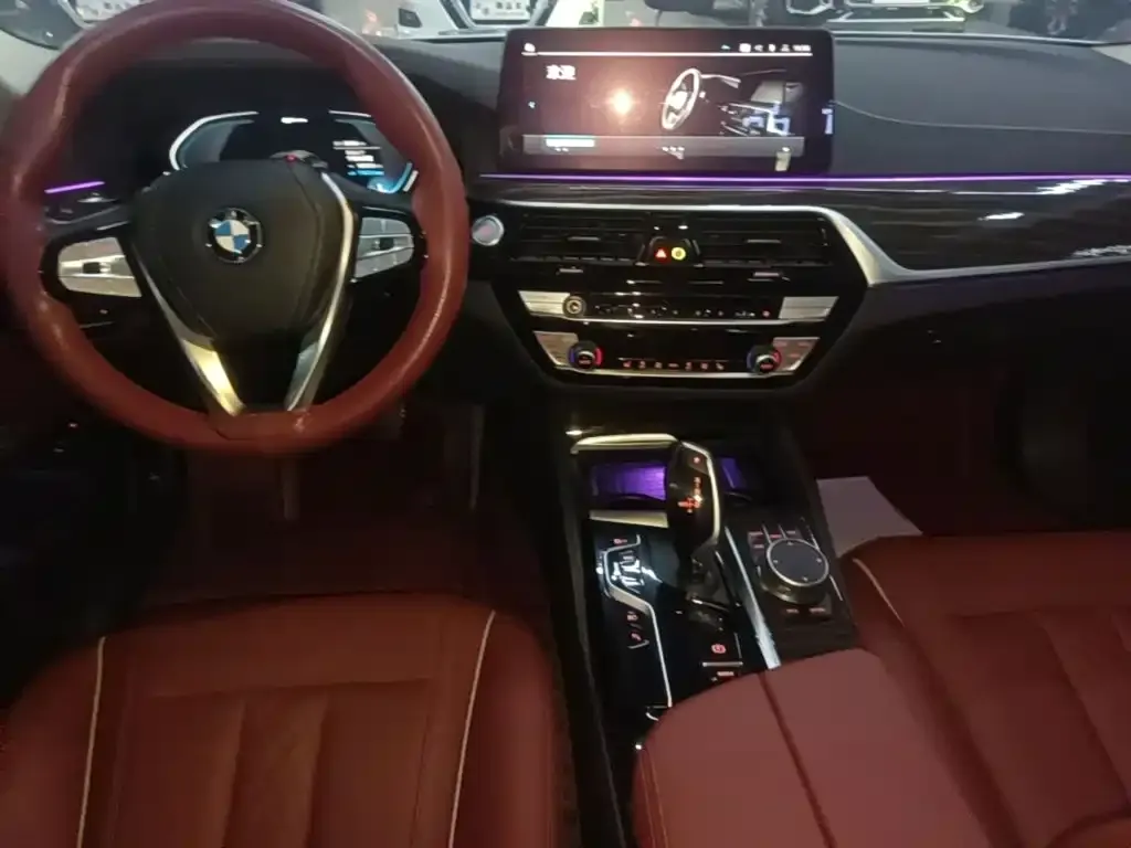 BMW 5 Series New Energy — фото 6