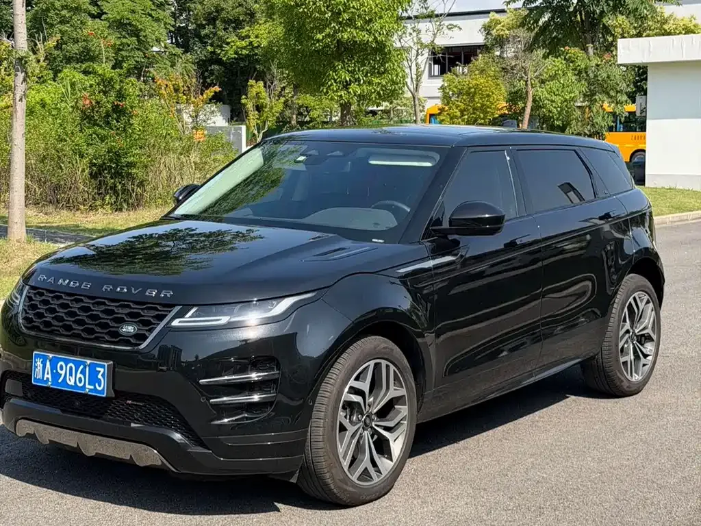 Land Rover Evoque — фото 1