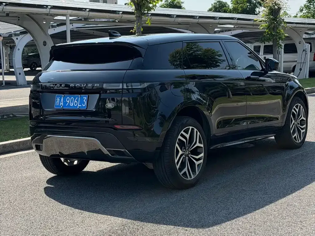 Land Rover Evoque — фото 10