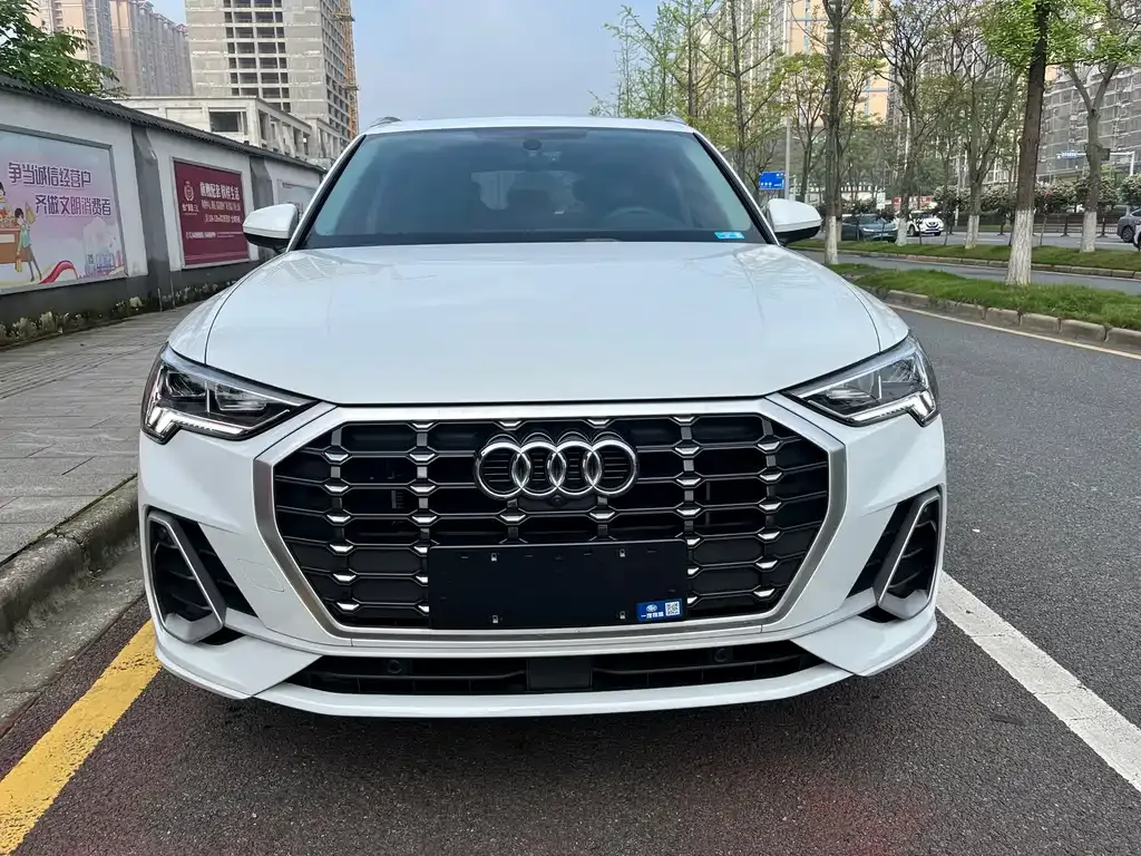 Audi Q3 — фото 9