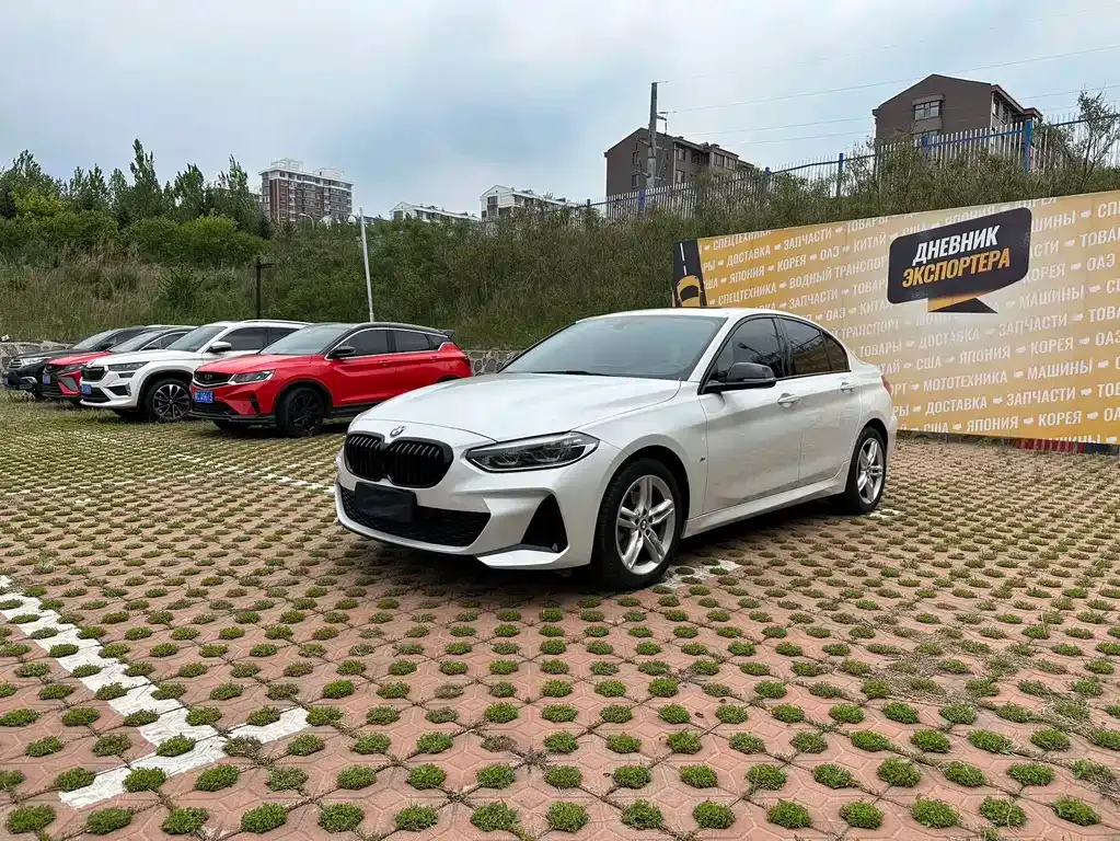 BMW 1 Series — фото 1