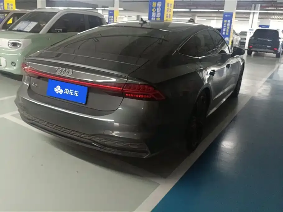 Audi A7 2022 из CN, фото 9