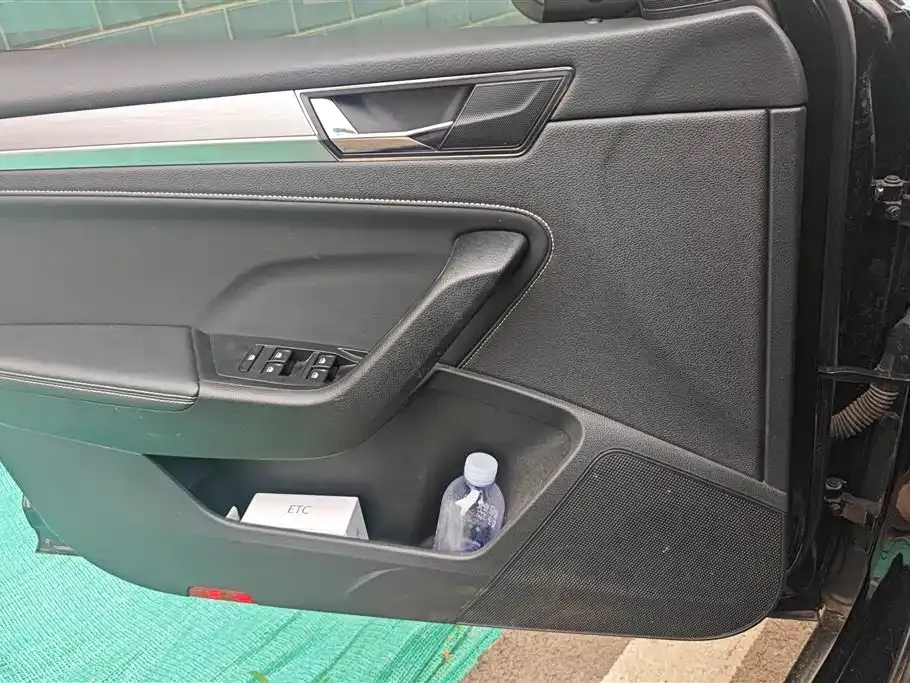 Skoda Superb — фото 3
