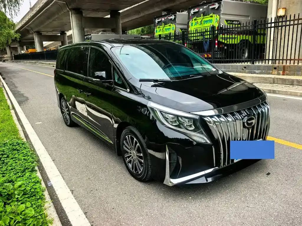 GAC Motor Trumpchi M8 — фото 10