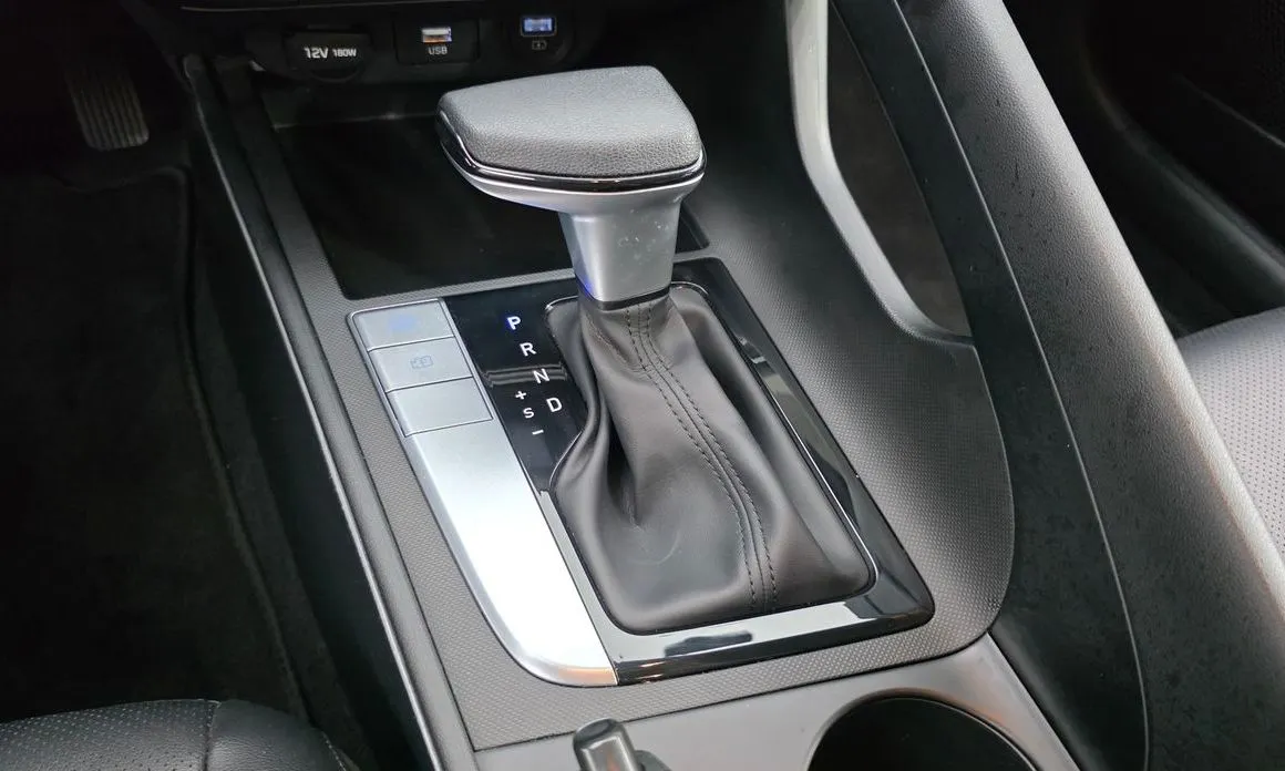 Hyundai AVANTE 2021 из KR, фото 10