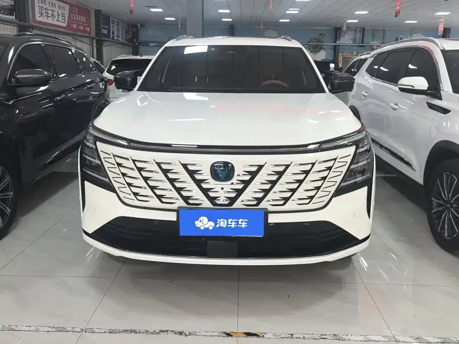 Changan CS75PLUS — фото 4