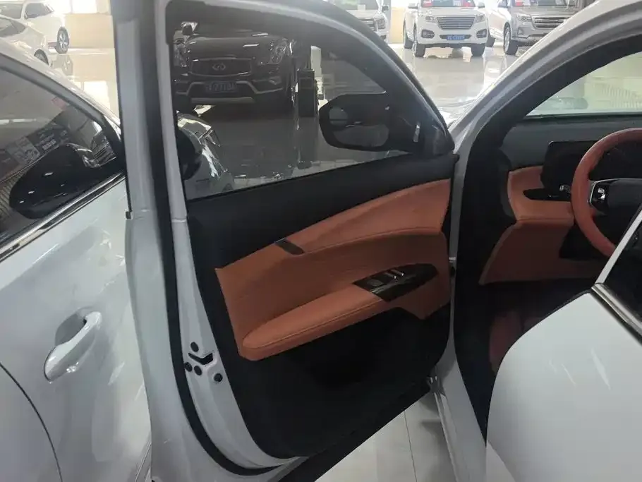Changan CS75PLUS — фото 3