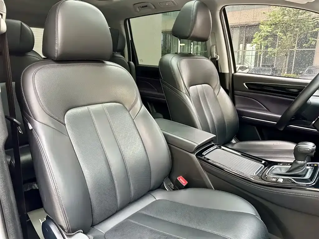 GAC Motor Trumpchi M6 — фото 7
